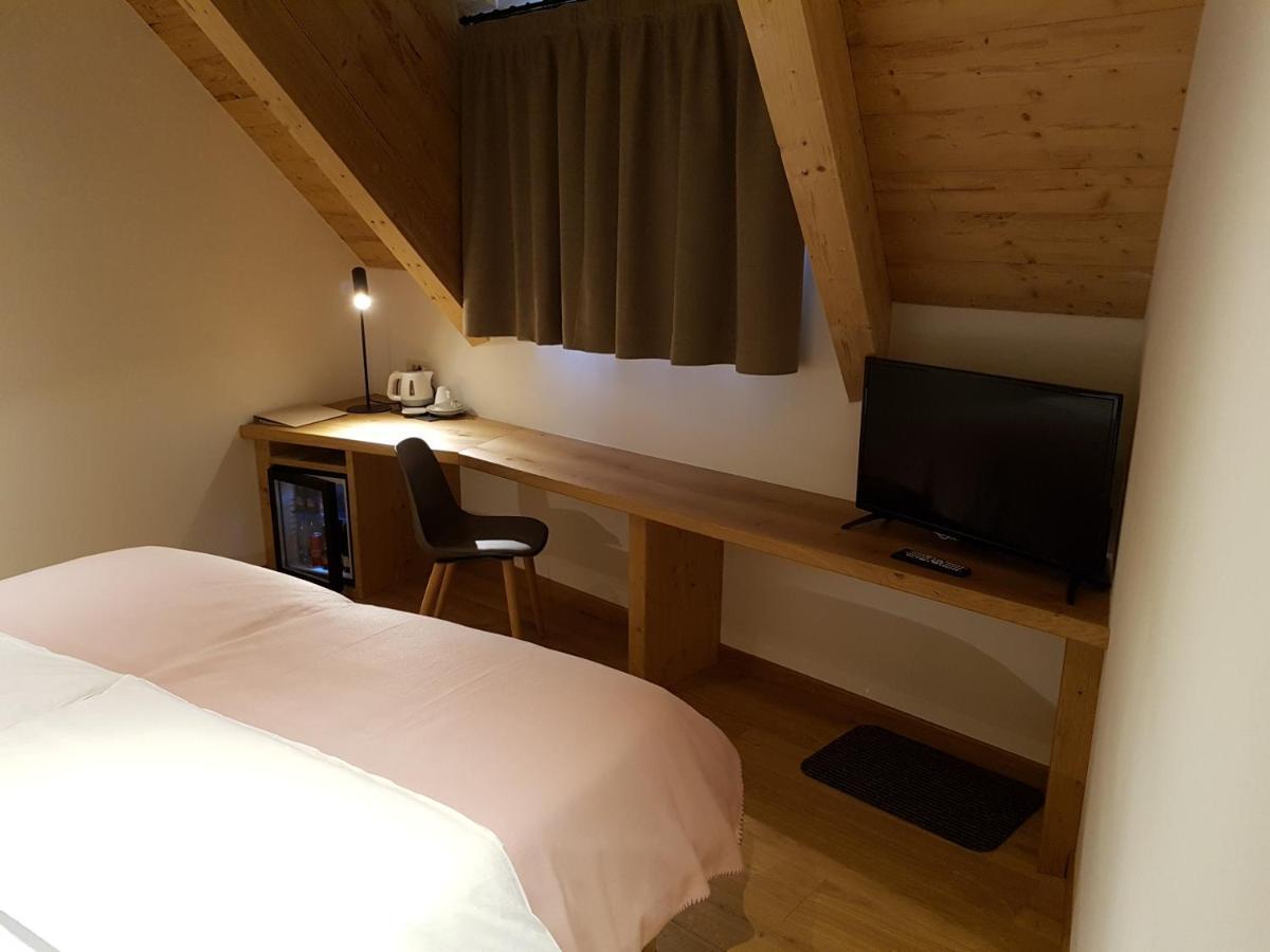 Hotel Vandot 크라니스카고라 객실 사진